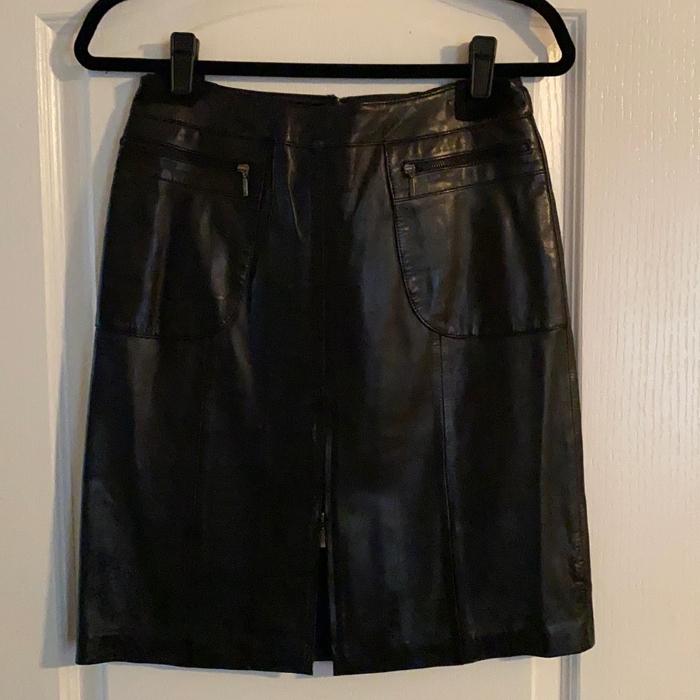 Super cute midi lamb leather skirt.